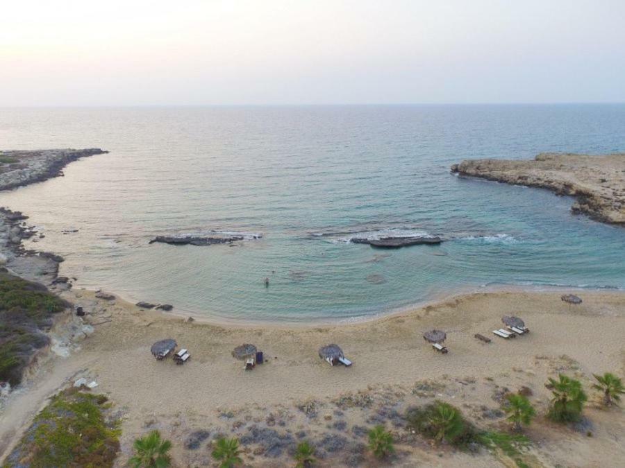 Balci Plaza Hotel And Balci Plaza Guest Bungalows Karpaz Peninsula Selenias Exterior photo